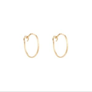 Catbird thin hoop earring (single)